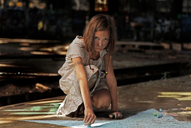 08 1569 Nessa Hocke lauernd