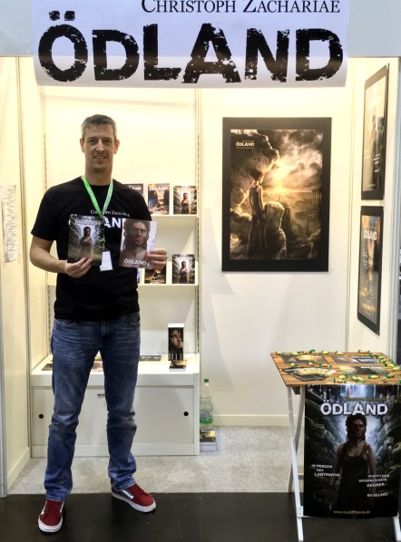 19-03-28 CZachariae vor Messestand LBM19