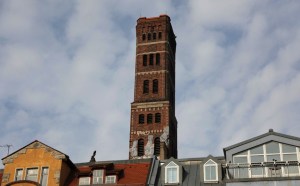 19-06-27 Schrot mit Liebesnest Ausschnitt